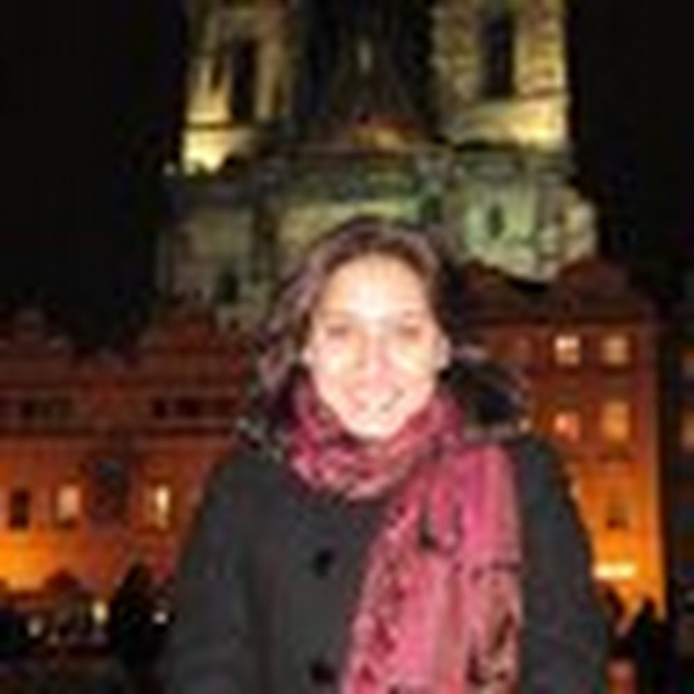 Meet your Posher, Alejandra